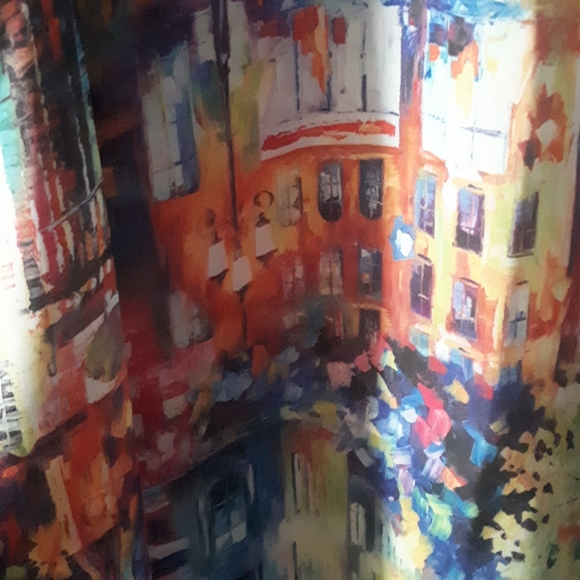 2/$15 High low button down front top - Picture 2 of 3